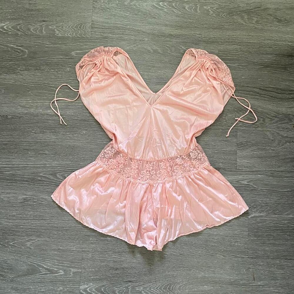 Vintage 1970s pastel pink romper